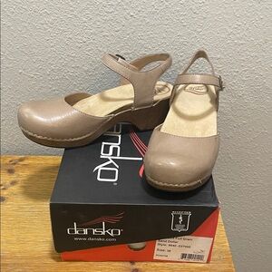 Dansko Tan Leather Mules